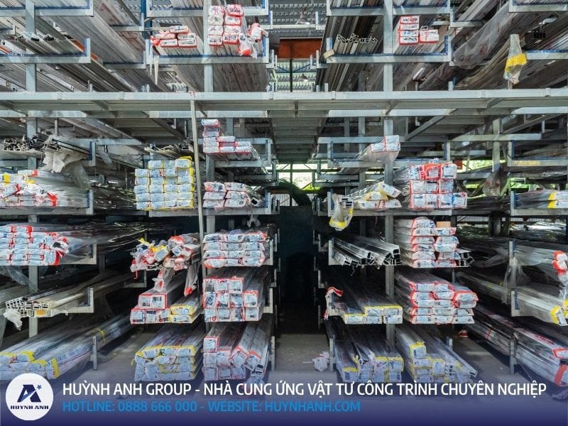 Kho nhôm thanh của công ty Huỳnh Anh tại Tây Ninh Kho nhôm thanh của công ty Huỳnh Anh tại Tây Ninh